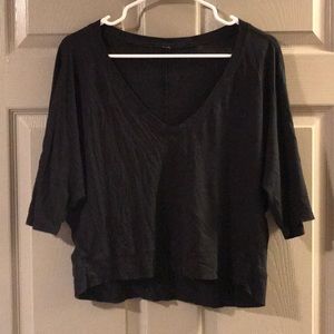Black lulu top